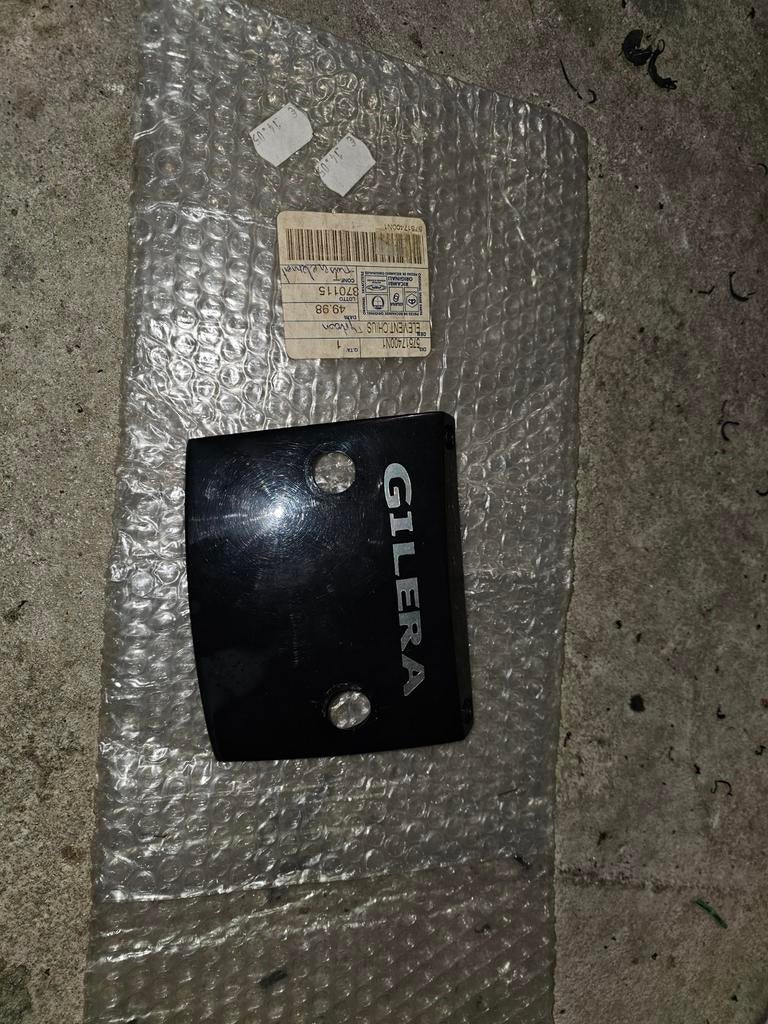 Typhoon achter kapje, Ophalen of Verzenden