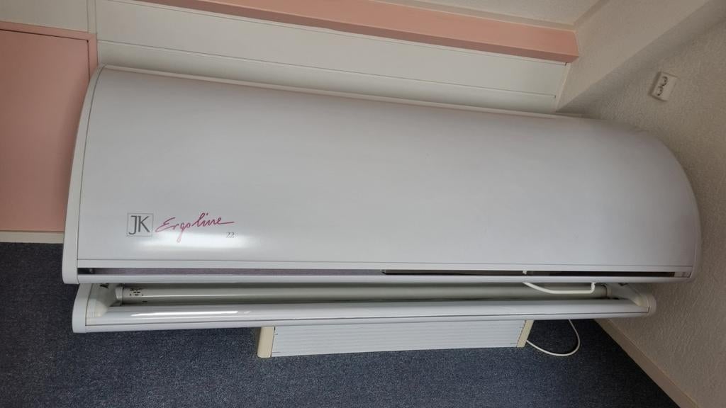 JK Ergoline Zonnebank - Dubbelzijdig, Zo goed als nieuw, Ophalen, Zo goed als nieuw, Zonnebank dubbelzijdig, 15 lampen of meer