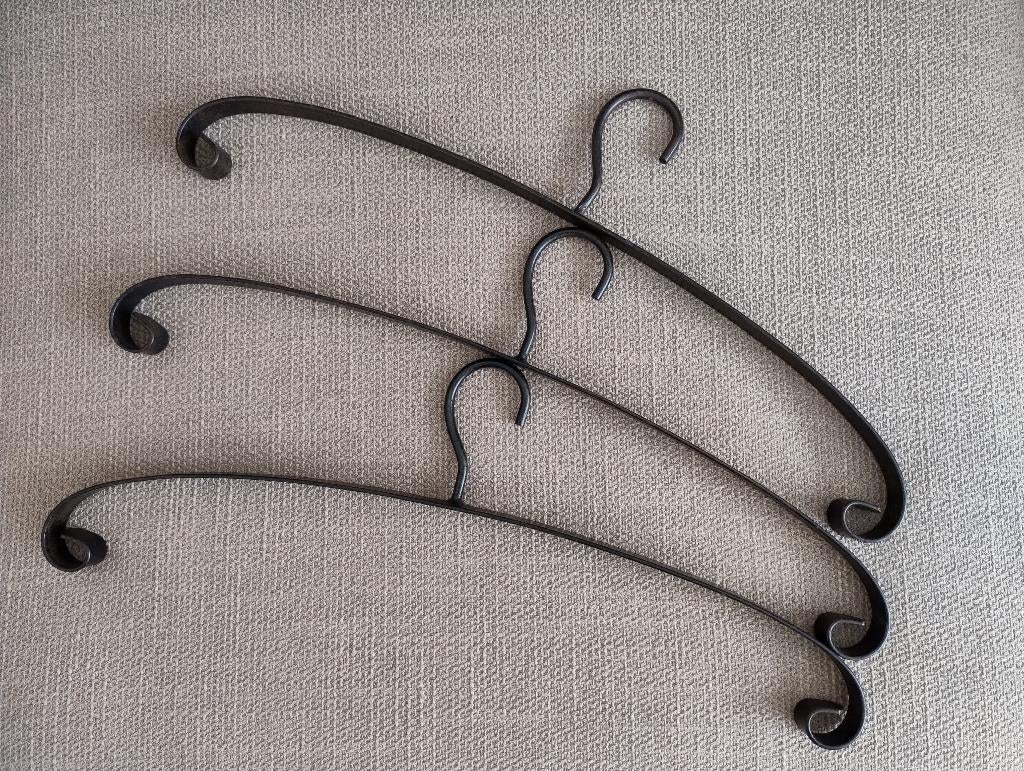 Ijzeren kledinghangers, Ophalen of Verzenden, Gebruikt, Metaal, Volwassenen