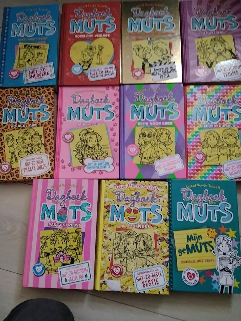 Dagboek van een muts € 7.50 per stuk zie omschrijving, Ophalen of Verzenden, Zo goed als nieuw