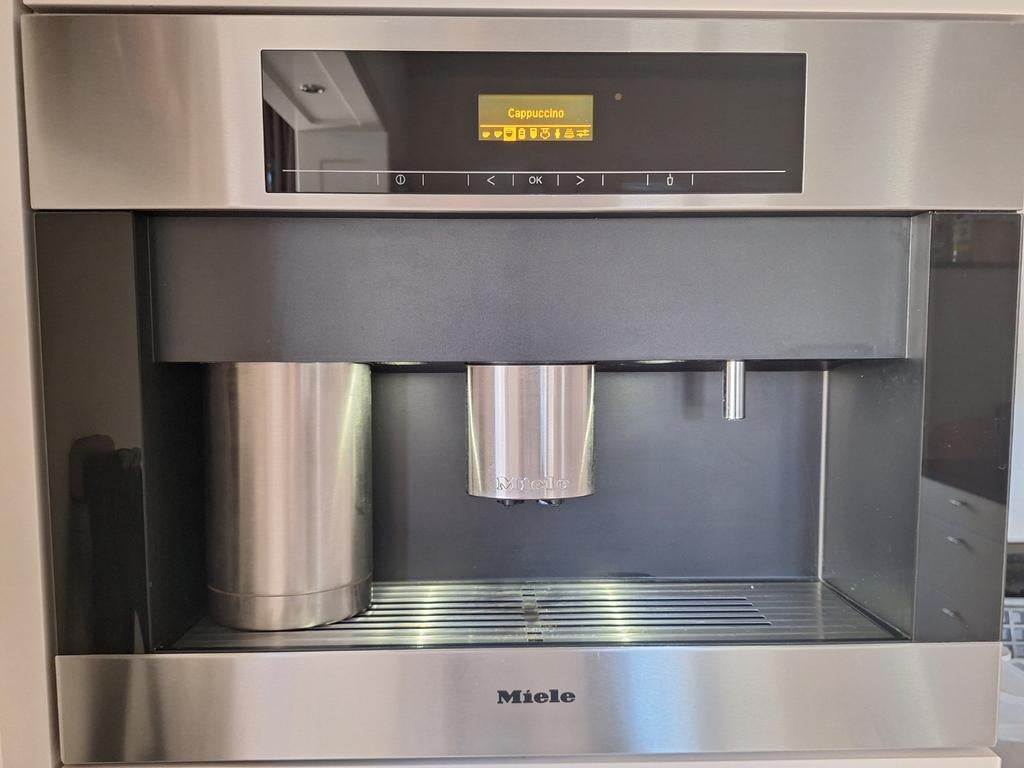 Miele inbouw koffiemachine CVA 5060, Witgoed en Apparatuur, Ophalen, Gebruikt, 10 kopjes of meer, Koffiemachine