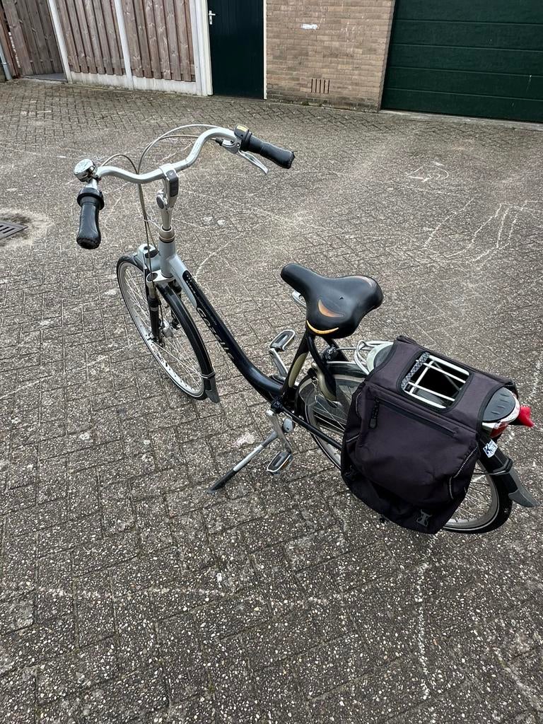 Damesfiets gazelle met fietstas, 55 cm of meer, Ophalen of Verzenden, Zo goed als nieuw, Minder dan 10 versnellingen