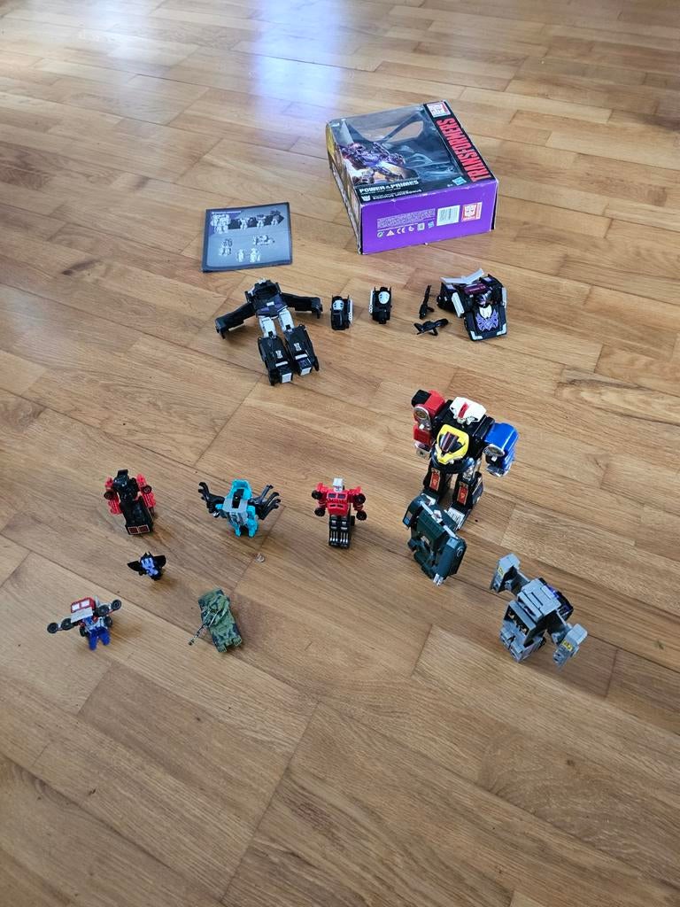 Grote verzameling vintage Transformers-figuren, Verzamelen, Transformers, Overige generaties, Ophalen of Verzenden, Zo goed als nieuw