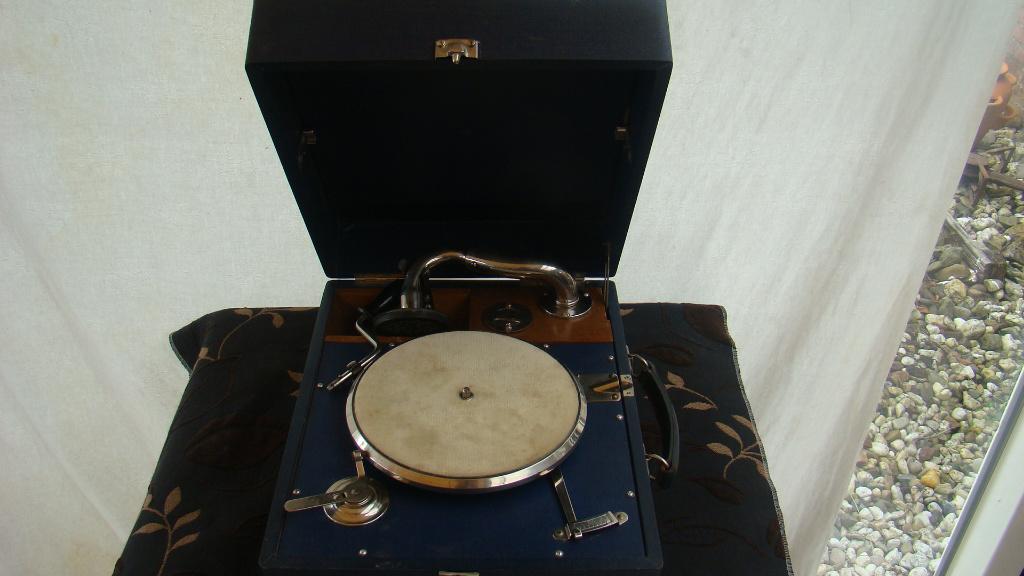 Koffer grammafoon ( Antiek, Ophalen of Verzenden