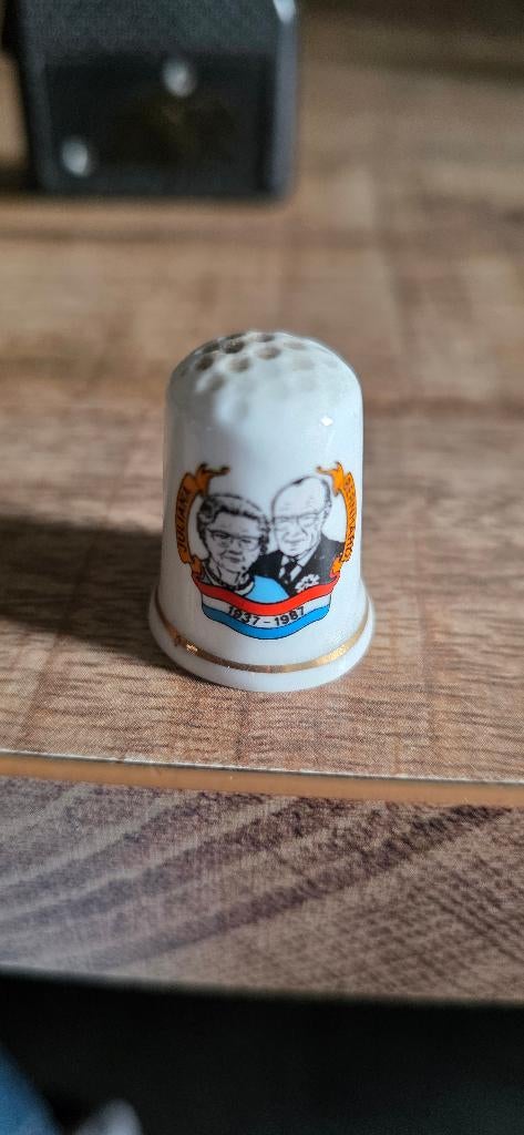 vingerhoedje juliana en bernard, Ophalen of Verzenden, Gebruikt