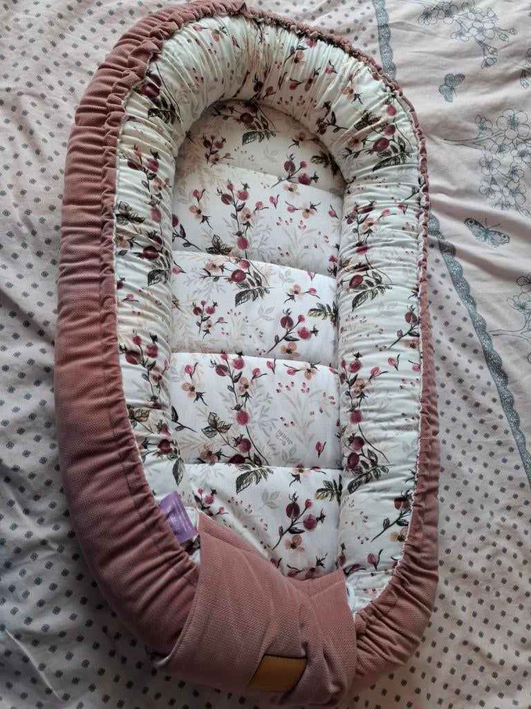 Jukki babynestje met bloemenpatroon, Ophalen of Verzenden