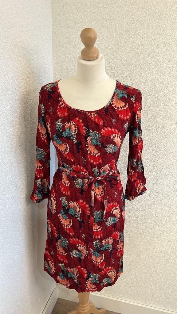 Prachtig wijnrood jurkje van King Louie maat 42 1076