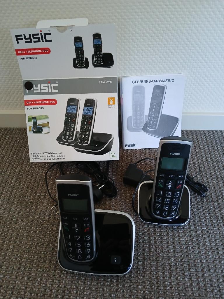 telefoon senioren, Telecommunicatie, Vaste telefoons | Handsets en Draadloos, Ophalen of Verzenden, Zo goed als nieuw, 2 handsets
