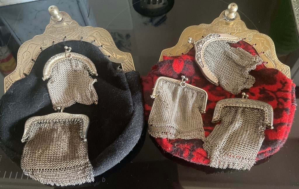 2 beugeltassen en 5 beugelbeursjes, Ophalen of Verzenden