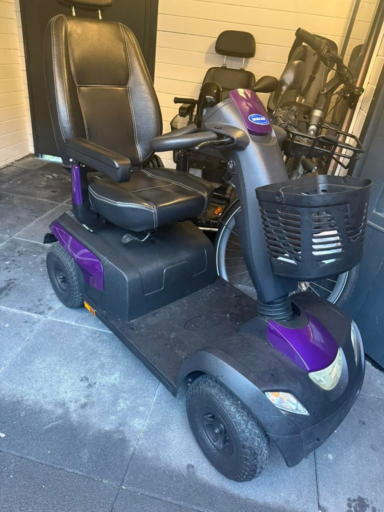 Invacare comet pro 4 scootmobiel aparte kleur topstaat, Ophalen of Verzenden, 36 t/m 45 km, 11 t/m 15 km/u, Invacare