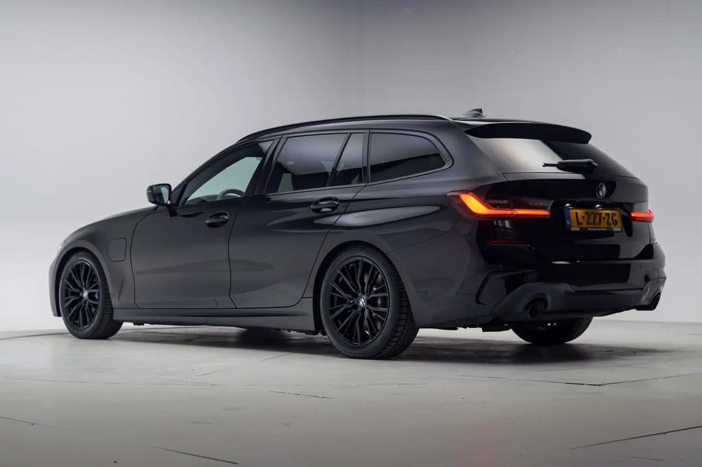 BMW 3-serie 320e M Sport High Executive [ Navi HiFi Leder Ca, Automaat, 1998 cc, 1800 kg, Gebruikt