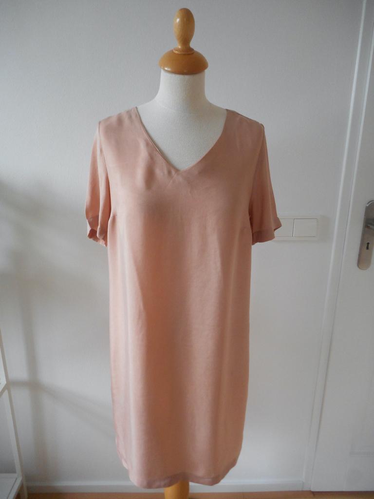 Jurk van Sissy Boy, maat S, Kleding | Dames, Jurken, Zo goed als nieuw, Maat 38/40 (M), Roze, Knielengte, Ophalen of Verzenden