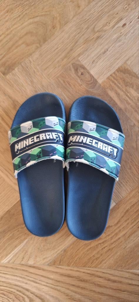 Minecraft slippers maat 35, Ophalen, Jongen, Overige typen