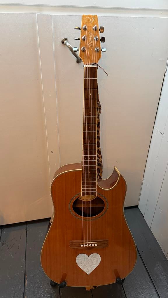 Vantage VS 35CE  gitaar met element, Ophalen, Gebruikt