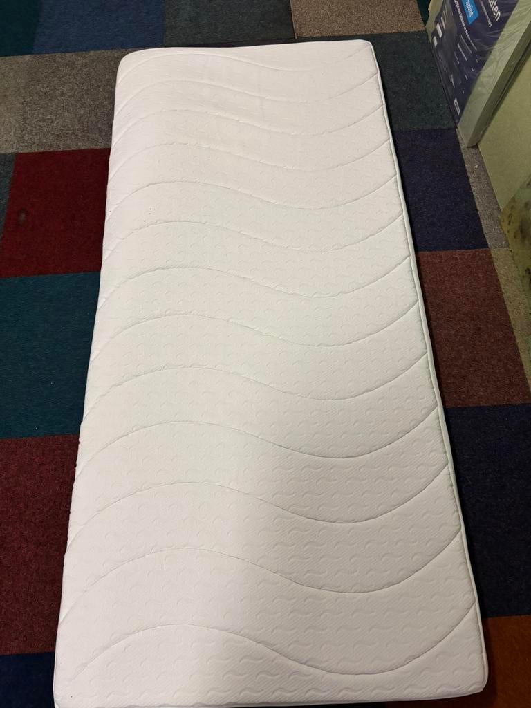 Nieuwe  traagschuim topmatras  van Wellpur Gulen, Ophalen, Zo goed als nieuw, Eenpersoons, 90 cm
