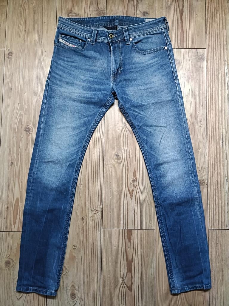 Diesel Thavar maat 30-32, Kleding | Heren, Spijkerbroeken en Jeans, Ophalen of Verzenden, Zo goed als nieuw, Blauw, W32 (confectie 46) of kleiner