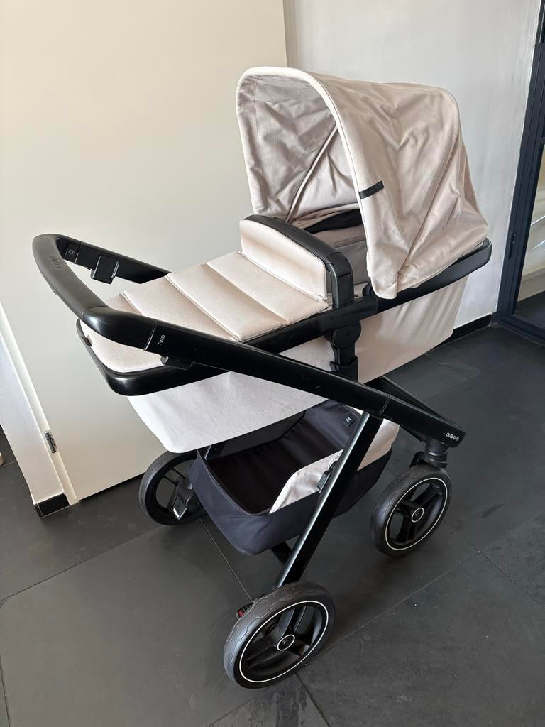 Dubatti two kinderwagen, Kinderen en Baby's, Kinderwagens en Combinaties, Gebruikt, Met reiswieg, Ophalen, Kinderwagen