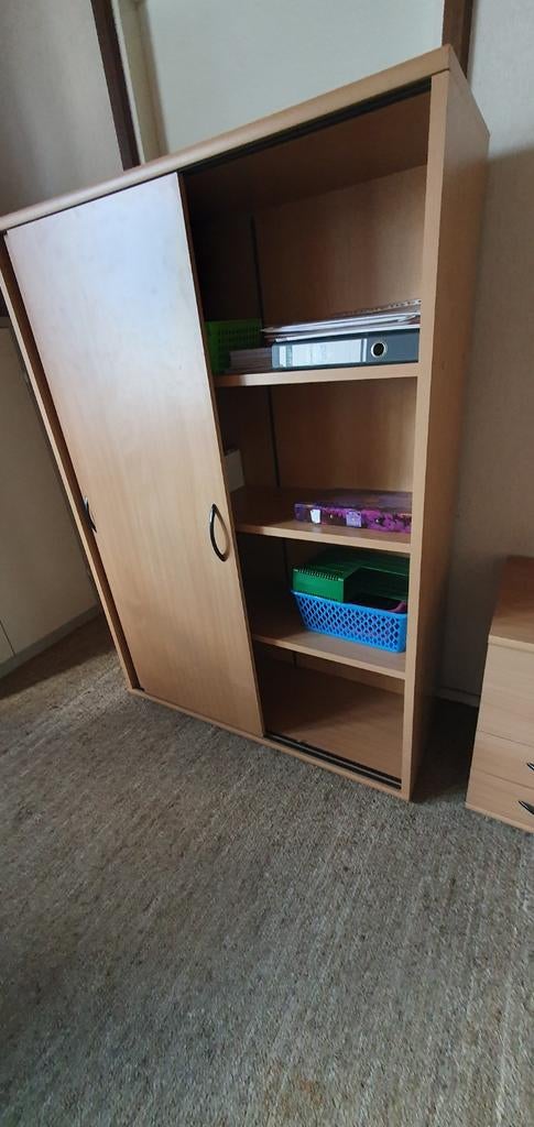 Twee beukenhouten schuifdeurkasten, Huis en Inrichting, Kasten | Roldeurkasten en Archiefkasten, Ophalen