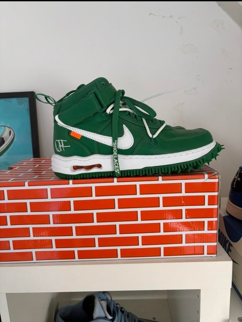 Off white jordan 1 spine green 42,5, Ophalen of Verzenden, Nieuw, Overige kleuren, Sneakers of Gympen