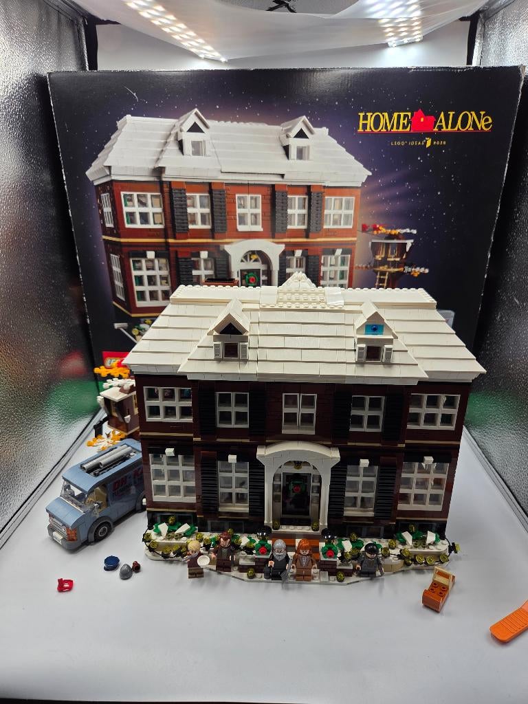 Lego Ideas 21330 Home Alone, Ophalen of Verzenden, Zo goed als nieuw, Complete set, Lego