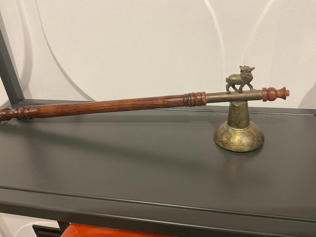 Antieke Kaarsendover met Houten Handvat en Messing Decoratie, Antiek en Kunst, Curiosa en Brocante, Ophalen of Verzenden