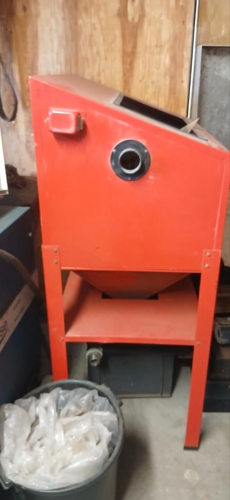 Straalkast, Ophalen, Gebruikt