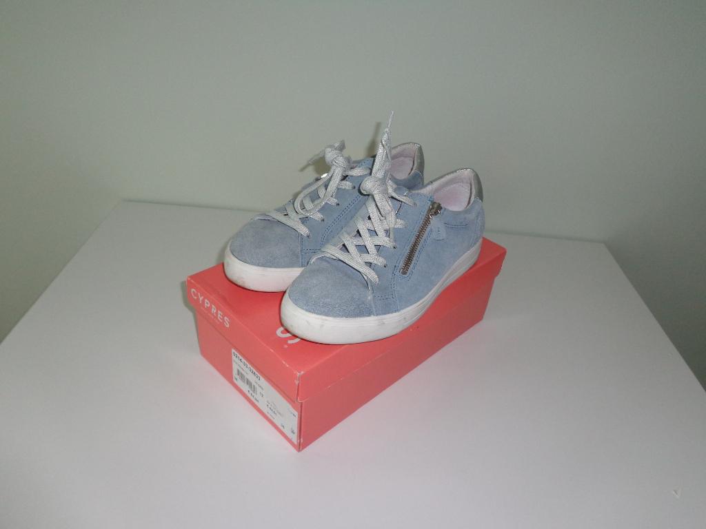 damessneakers maat 38, van oa: Cypres, Gabor, Overige kleuren, Overige typen, Ophalen of Verzenden, Zo goed als nieuw