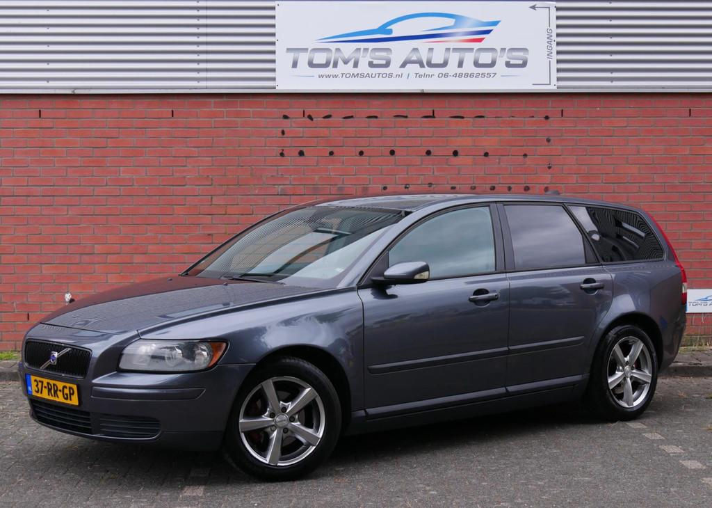 Volvo V50 1.8 airco. xenon. zeer leuk, Auto's, Volvo, Voorwielaandrijving, 4 cilinders, Grijs, 1300 kg