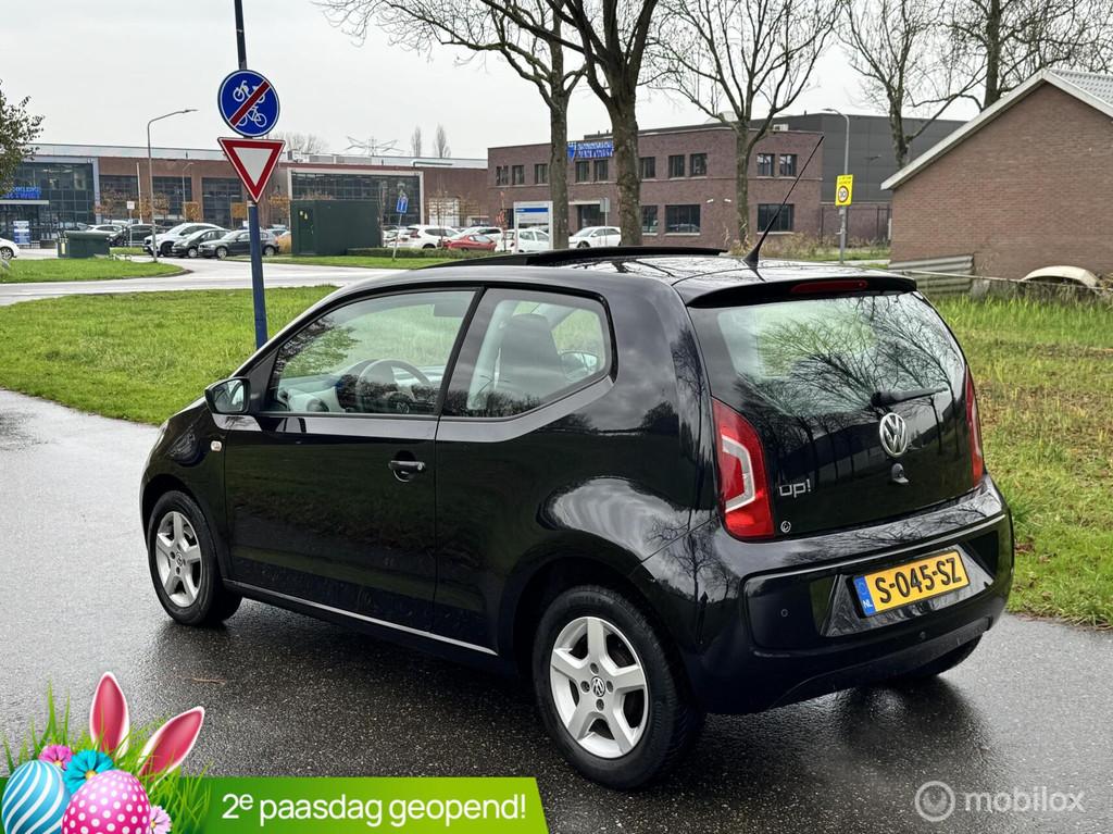 Volkswagen Up! 1.0 take up!*PANODAK*STOELVERWARMING*NEW APK, Voorwielaandrijving, Euro 5, Stof, Gebruikt
