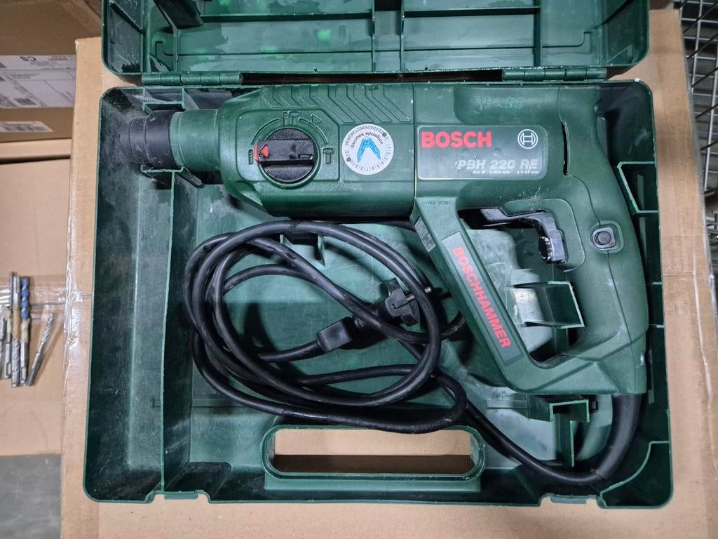 Bosch PBH 220 RE klopboormachine 600W met koffer, Boormachine, Gebruikt, Ophalen of Verzenden, Variabele snelheid
