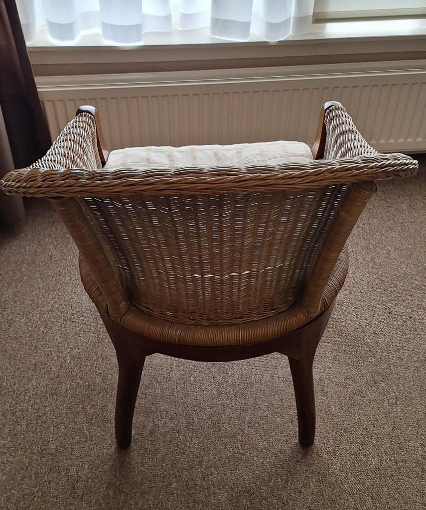 Rotan stoel , stoelen, Ophalen, Twee, Bruin, Riet of Rotan