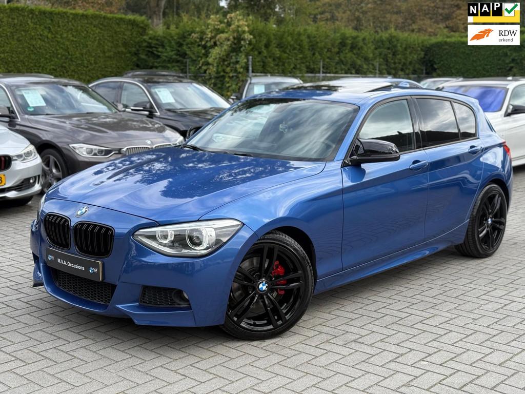 BMW 1-serie 118i Executive M Sport|Nieuwe Ketting + Klepseal, Auto's, BMW, Euro 5, Achterwielaandrijving, Gebruikt, Zwart
