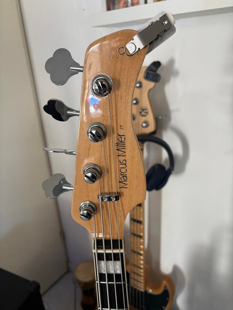 Sire Marcus Miller V7 jazz bas en Ampeg BA 112 versterker, Ophalen of Verzenden, Gebruikt, Elektrisch