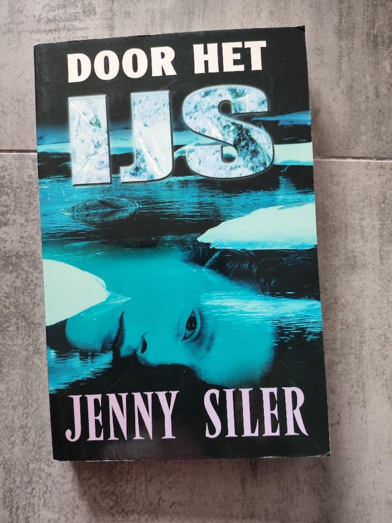 Door het IJs in nette staat, Ophalen of Verzenden, Zo goed als nieuw