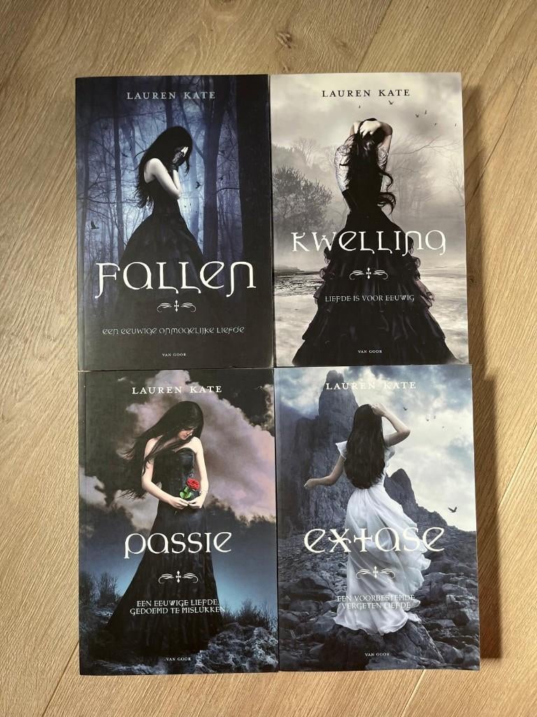 Fallen serie – Lauren Kate (NL) – complete set, Boeken, Ophalen, Zo goed als nieuw, Lauren Kate