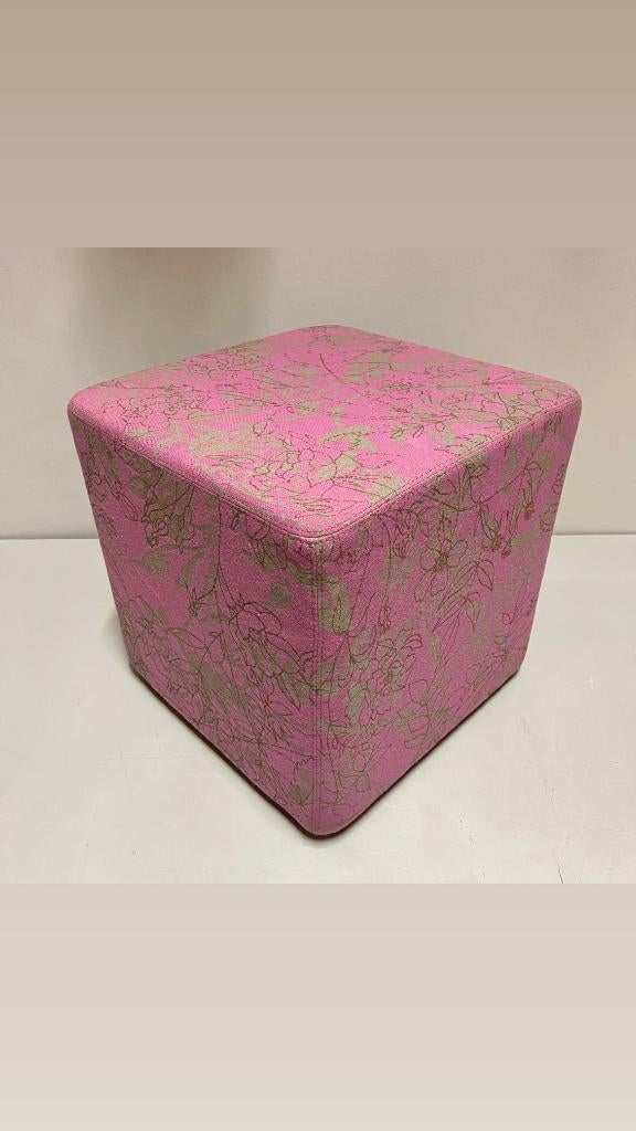 Vierkante poef Dots Point Michiel van der Kley voor Lande, Michel van der Kley, Design, Vierkant, Minder dan 50 cm