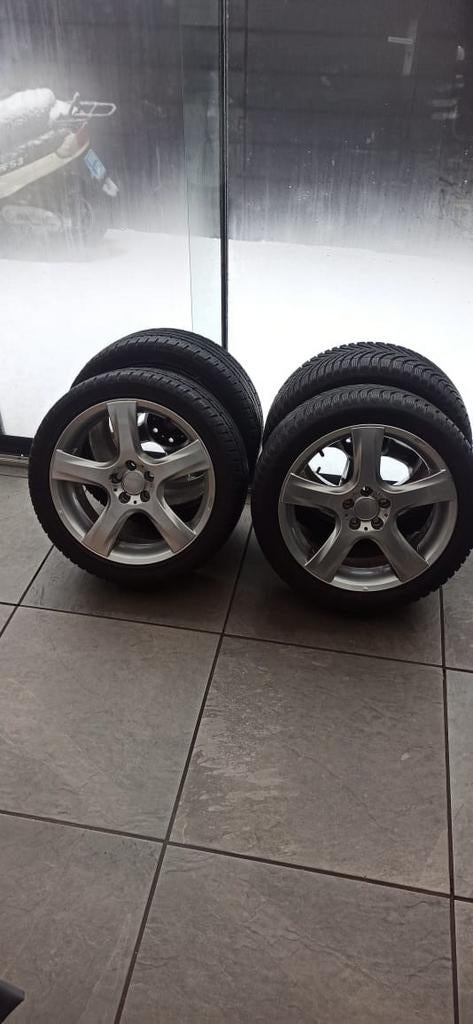 Banden en velgen 215/45/17, Auto-onderdelen, Banden en Velgen, 215 mm, Banden en Velgen, 17 inch, Winterbanden
