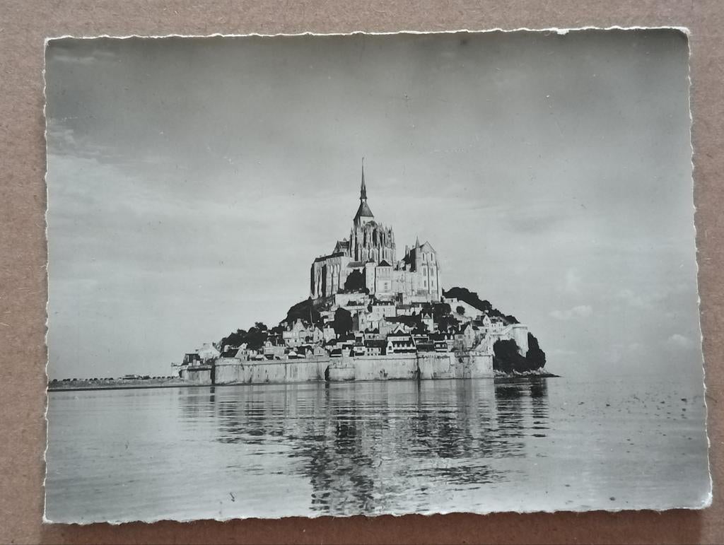 Le Mont Saint Michel foto jaren 40-50, Ophalen of Verzenden, 1940 tot 1960, Gebruikt, Overige onderwerpen