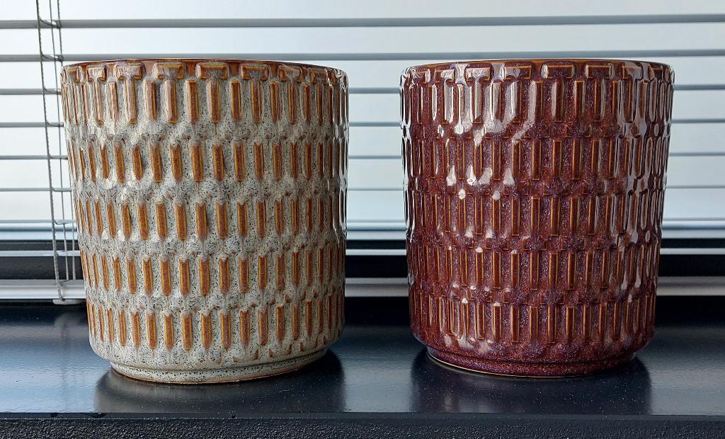 Pot voor orchidee 2 stuks, Ophalen, Steen, Rond, Zo goed als nieuw