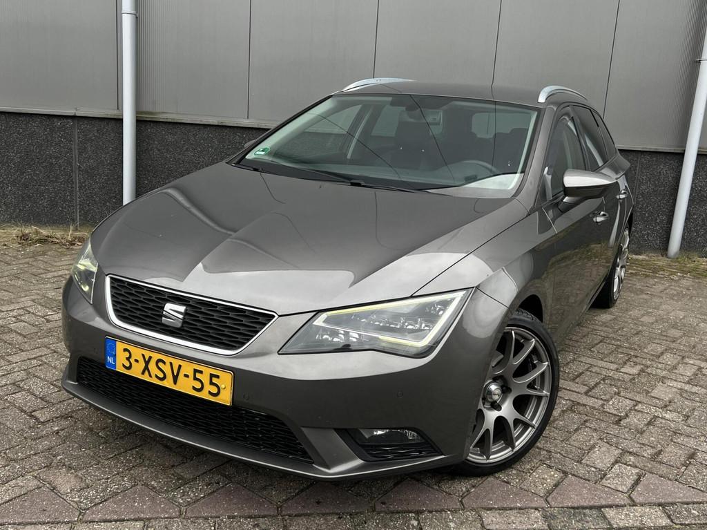 Seat Leon ST 1.6 TDI Ecomotive Lease Sport NL Auto NAP, Voorwielaandrijving, Euro 5, Gebruikt, 4 cilinders