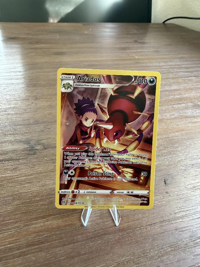 Ariados - Brilliant Stars Pokémon kaart, Ophalen, Zo goed als nieuw