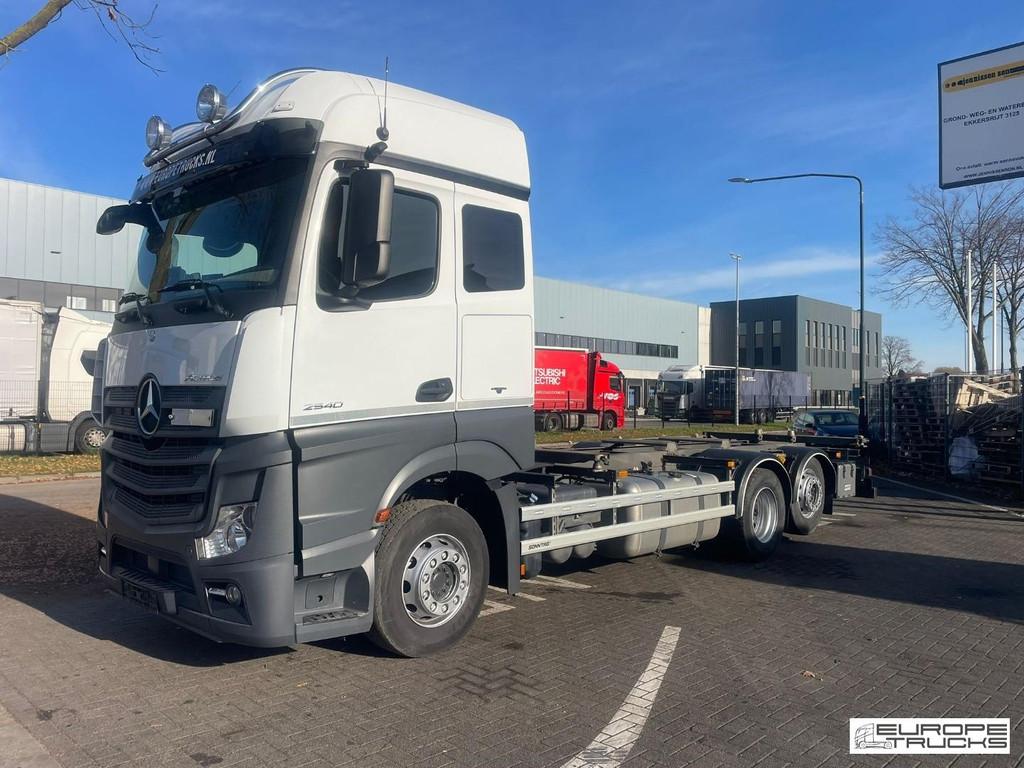 Mercedes Actros 2540 Steel/Air - German Truck - Driving Scho, Automaat, Euro 6, Overige kleuren, Mercedes-Benz