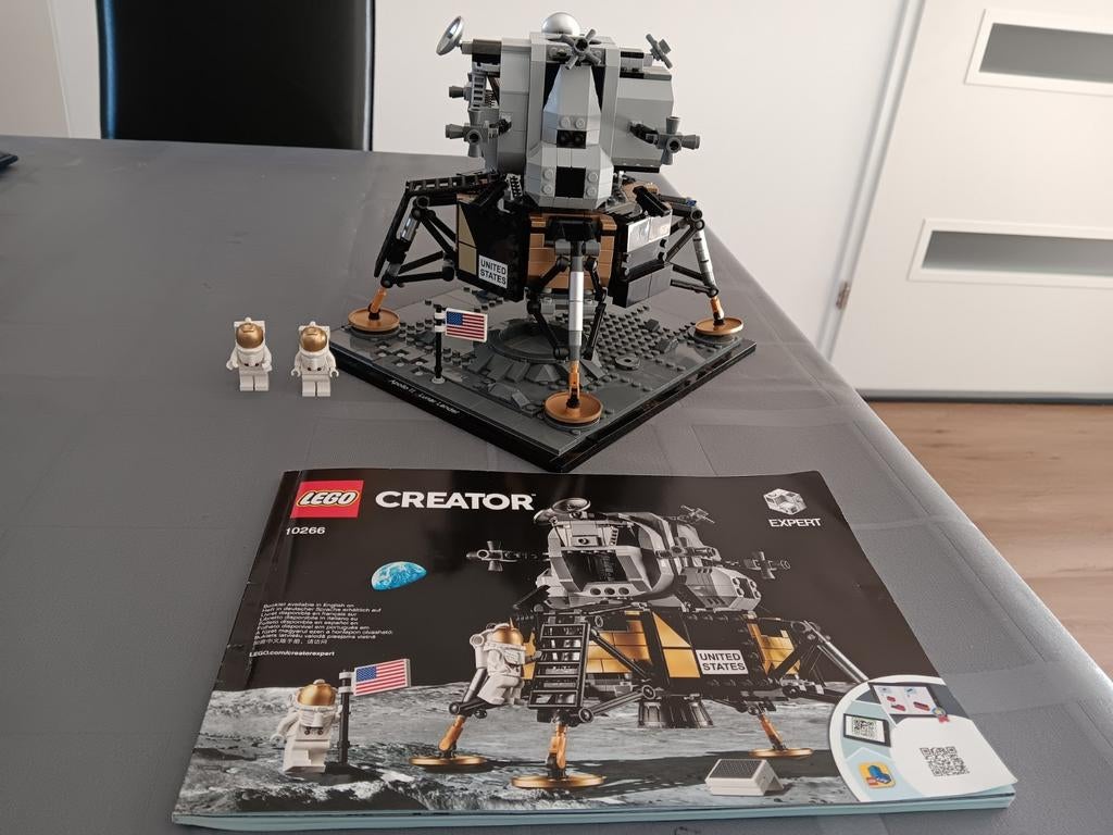 Lego Creator Expert 10266 NASA Apollo 11 Lunar Lander, Ophalen of Verzenden, Zo goed als nieuw, Complete set, Lego