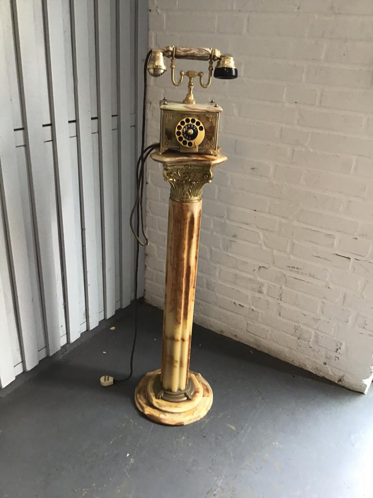 Vintage Draaitelefoon bijpassende zuil ., Antiek en Kunst, Ophalen