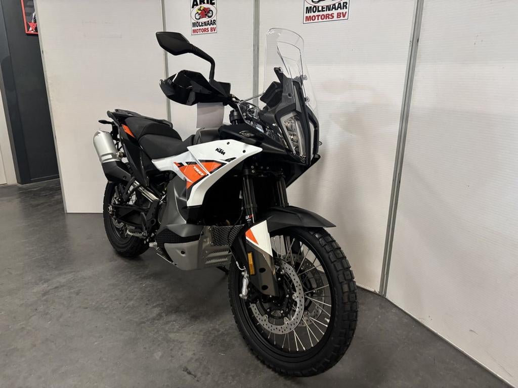 KTM 790 ADVENTURE (bj 2025), Motoren, 2 cilinders, KTM, Bedrijf, Onbekend