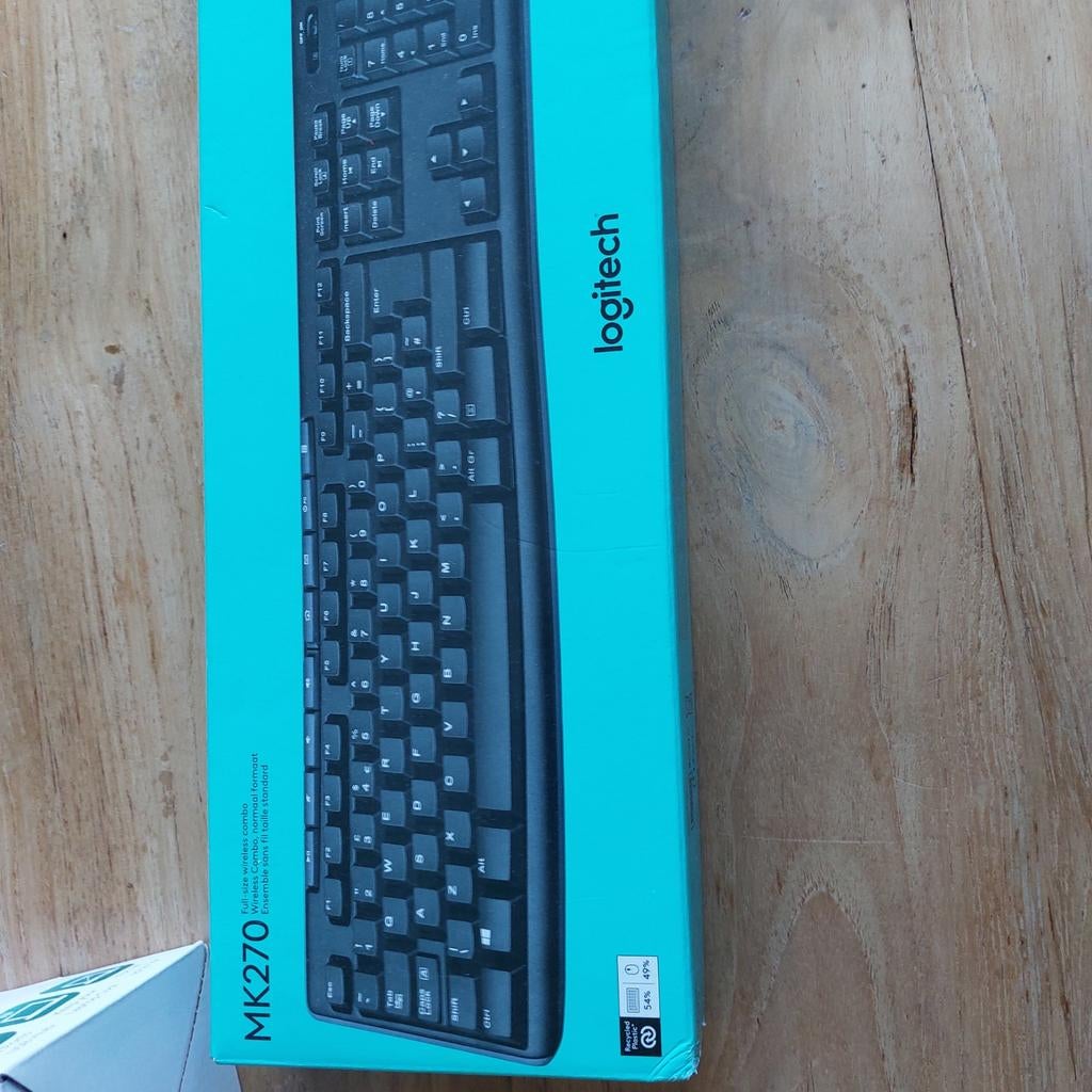 Logitech MK270 draadloos toetsenbord met muis, Computers en Software, Toetsenborden, Toetsenbord en muis-set, Nieuw, Ophalen of Verzenden