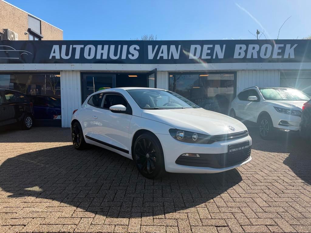 Volkswagen Scirocco 1.4 TSI Highline|Navi|Cruise|Clima|Stoel, Voorwielaandrijving, Euro 5, 15 km/l, Gebruikt