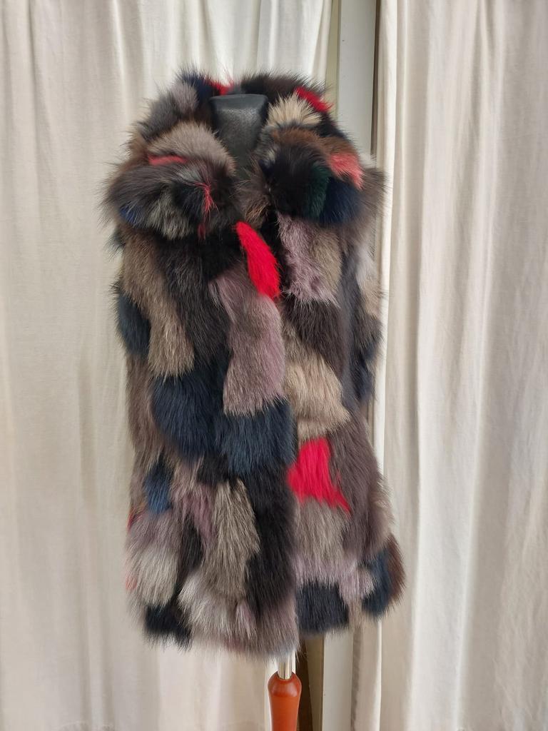 Bodywarmer van gekleurd bont maat 40, Ophalen of Verzenden, Zo goed als nieuw, Maat 38/40 (M), Overige kleuren