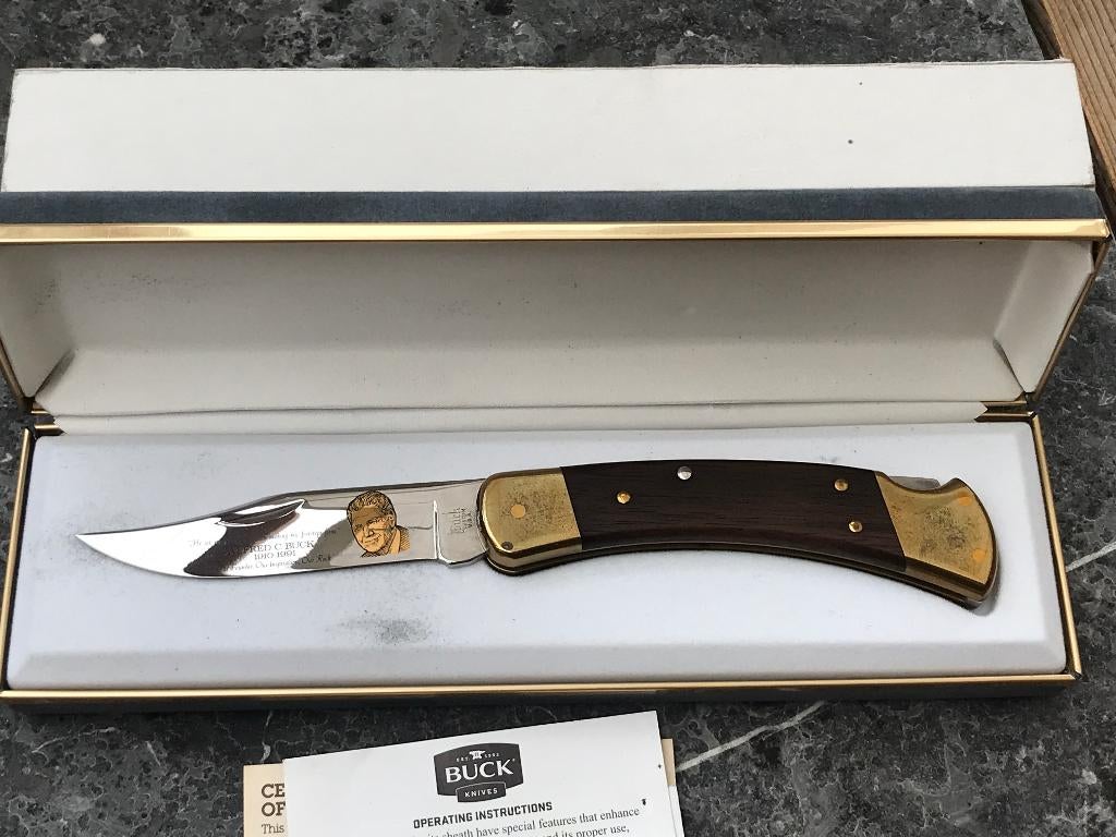 Buck 110 Custom Alfred C Buck  Engraved commemorative knife, Vintageknives.nl, Verzenden, Zo goed als nieuw, Maarten@Vintageknives.nl