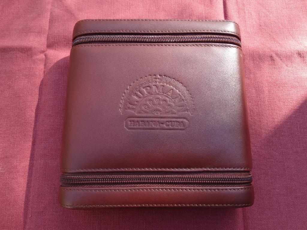 Bruin leren, lederen reis humidor H. Upmann Habana Cuba, Verzamelen, Rookartikelen, Aanstekers en Luciferdoosjes, Verzenden, Zo goed als nieuw